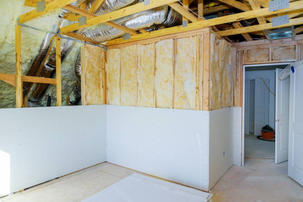 Best Insulation Installation Services in Silverton, OH